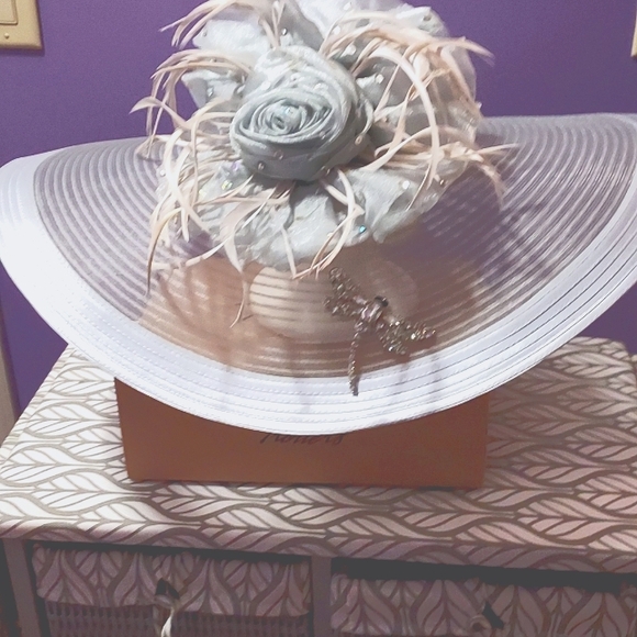 Dress Hat - Picture 1 of 3